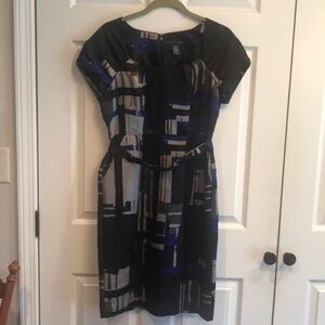 Apostrophe size 8 zip closure dress belt/ pockets